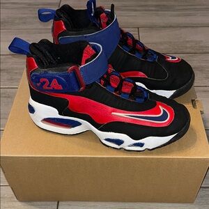 Nike Air Griffey Max 1​ "Black/Deep Royal Blue/University Red" . 5.5 Youth